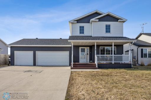 1549 46th Avenue S, Moorhead, MN 56560