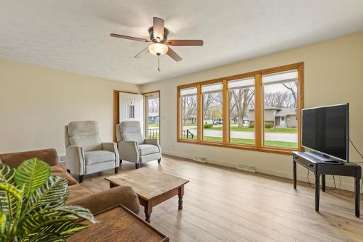 The front windows offer great views to the front yard