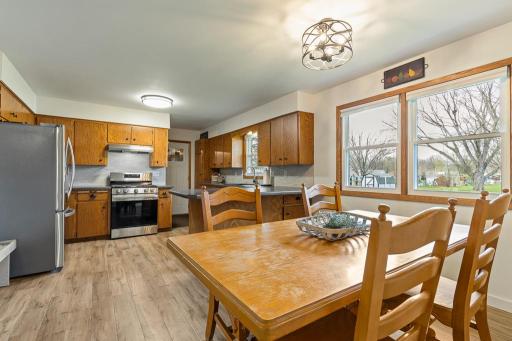 704 S 2nd Street, Marshall, MN 56258
