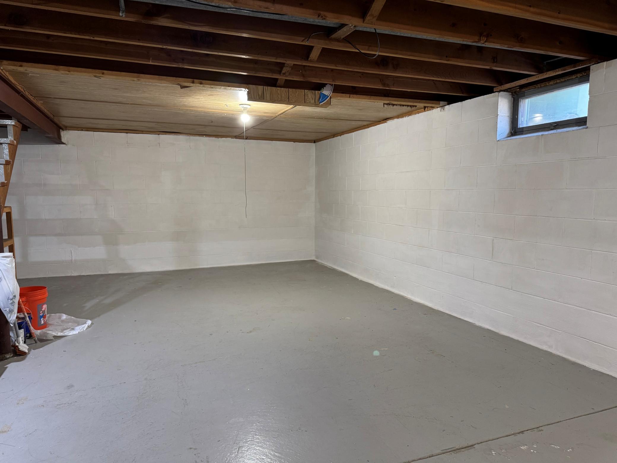 basement..jpg