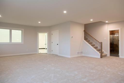 10361 Peony Lane, Maple Grove, MN 55311
