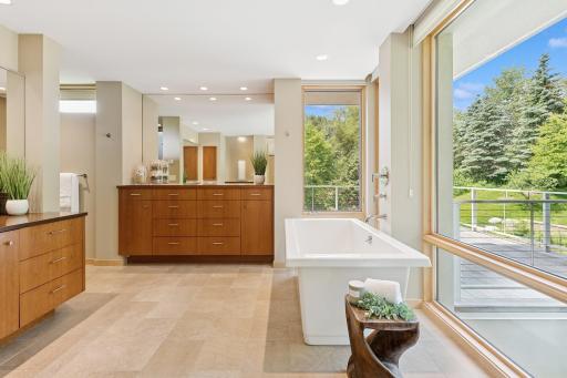 Two owner's baths! Harmony is here & outside is your private owner's deck. Both owner's baths have their own custom showers, commode spaces & walk-in wardrobes. Bliss is having 2 owner's baths. More than twice as nice!