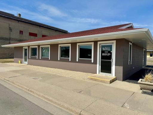103 Mckinley Avenue W, Karlstad, MN 56732