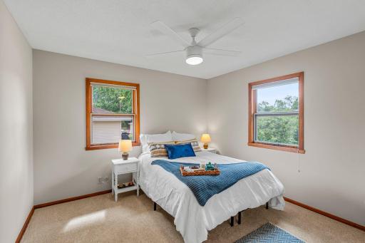 2126 Mapleview Avenue, Saint Paul, MN 55109