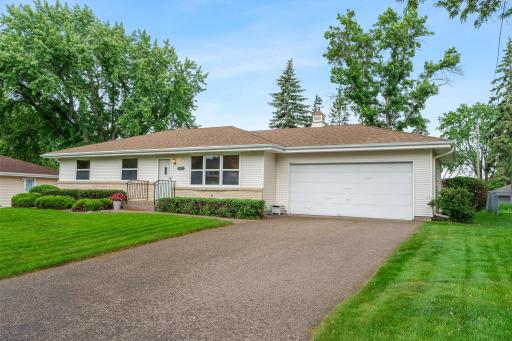 2126 Mapleview Avenue, Saint Paul, MN 55109