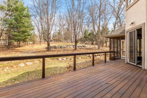 6 Red Forest Way, Saint Paul, MN 55127