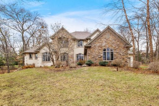 6 Red Forest Way, Saint Paul, MN 55127