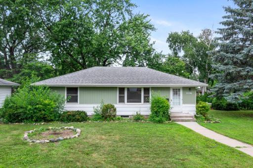 8900 Aldrich Avenue S, Minneapolis, MN 55420