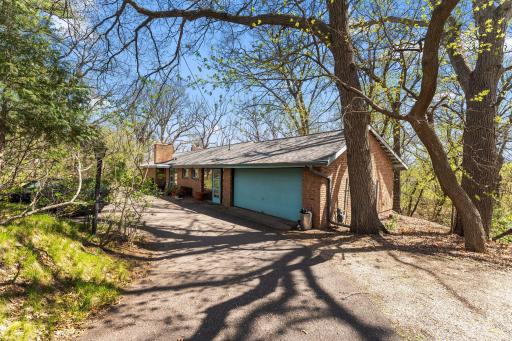 556 County Road C W, Saint Paul, MN 55113