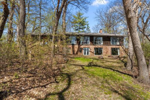 556 County Road C W, Saint Paul, MN 55113