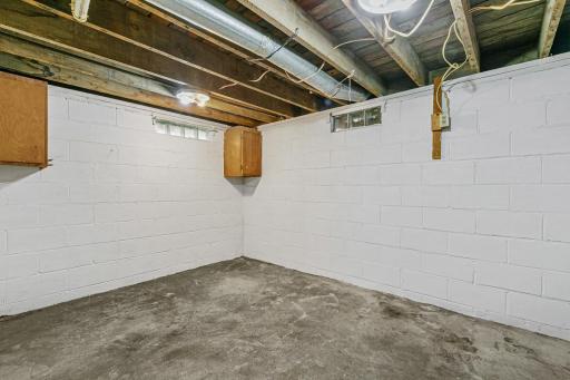 Storage_lower