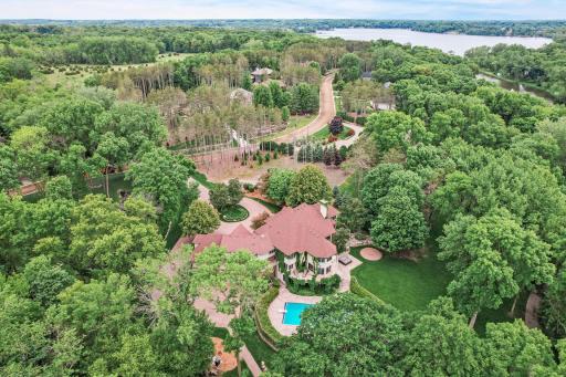 4325 Trillium Lane W, Mound, MN 55364