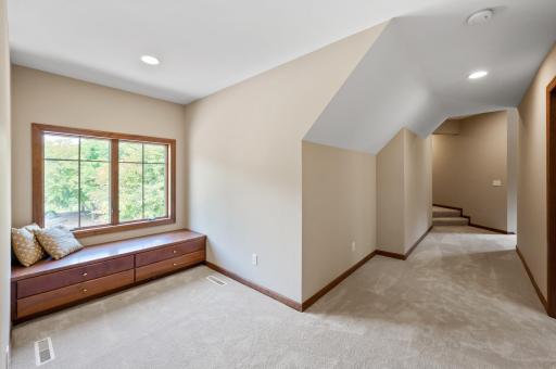 4325 Trillium Lane W, Mound, MN 55364
