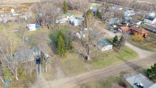 203 5th Avenue N, Buffalo, ND 58011
