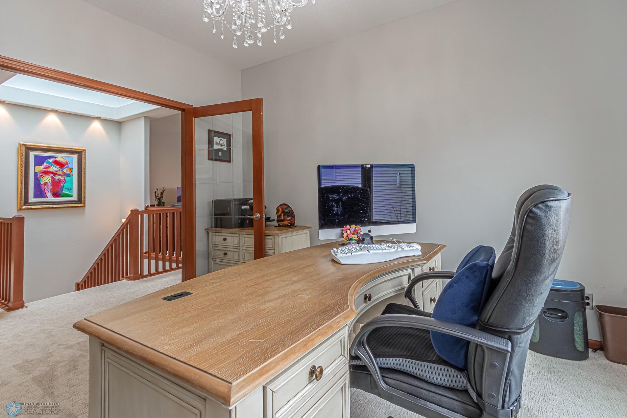 Office/Bedroom 2