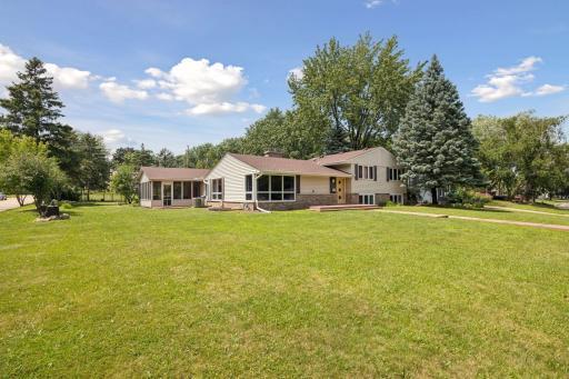 6720 Limerick Lane, Minneapolis, MN 55439