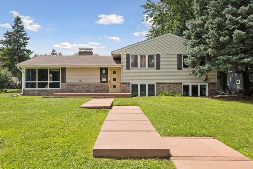 6720 Limerick Lane, Minneapolis, MN 55439