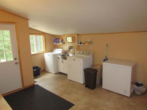 2759 Carpenter Road, Orr, MN 55771