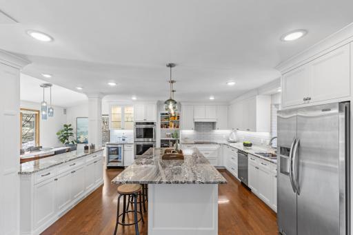 15361 Village Woods Drive, Eden Prairie, MN 55347
