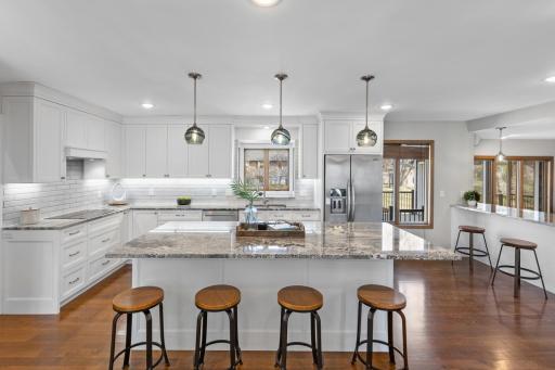 15361 Village Woods Drive, Eden Prairie, MN 55347