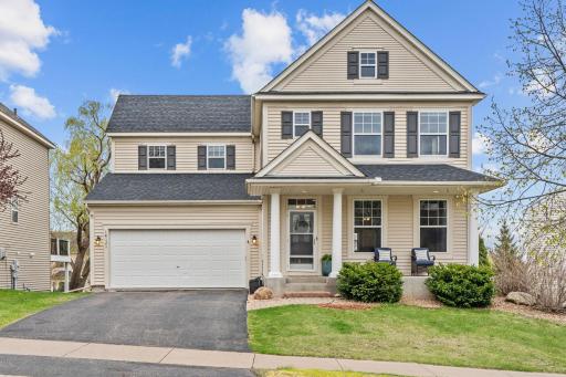 Beautifully updated 5 bedroom, 4 bathroom home with plenty of space & modern features!