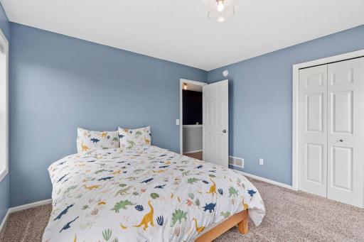 14121 55th Avenue N, Minneapolis, MN 55446