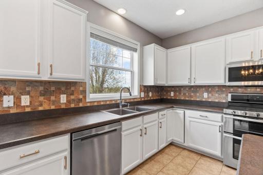 14121 55th Avenue N, Minneapolis, MN 55446