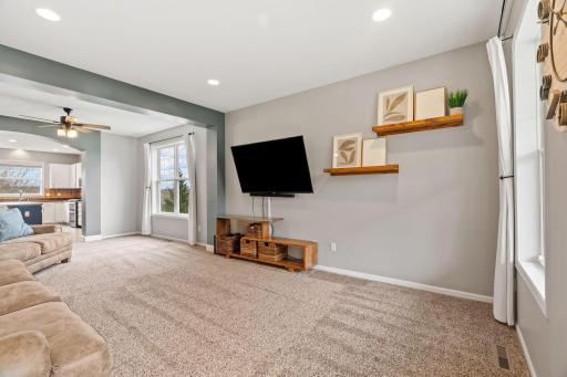 14121 55th Avenue N, Minneapolis, MN 55446