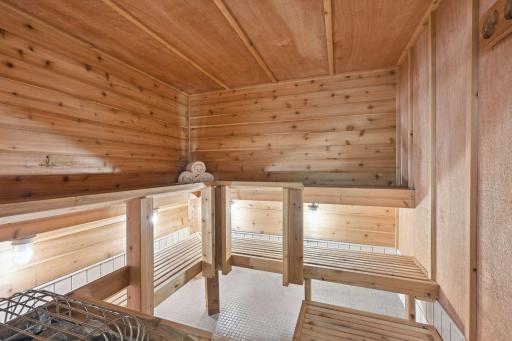 According to google: By using a sauna after your workout, you could reduce muscle soreness by up to 47% just 24 hours post-exercise.