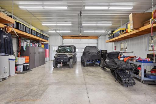 Main room is 28x25 with extra tall garage door