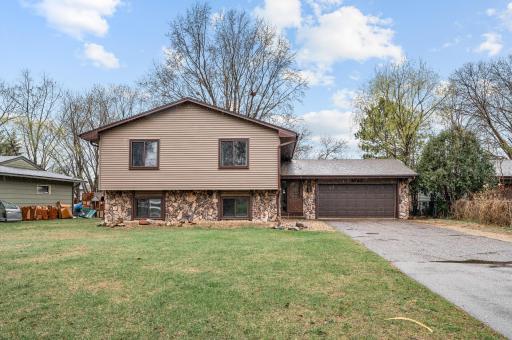 6737 Camden Avenue N, Brooklyn Center, MN 55430