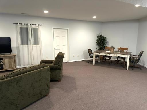 10599 State Highway 56, Le Roy, MN 55951