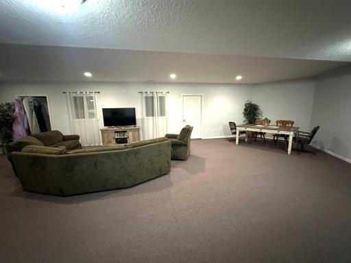 10599 State Highway 56, Le Roy, MN 55951