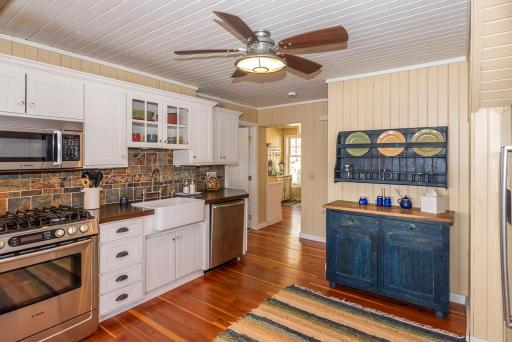 9472 Rocky Point Trail, Nisswa, MN 56468
