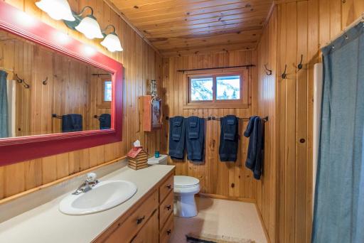 9472 Rocky Point Trail, Nisswa, MN 56468
