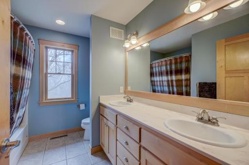 1185 County Road V, Hudson, WI 54016