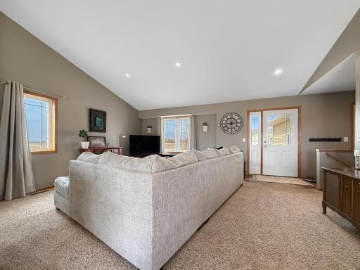 Photo for 2012 Washington Avenue, Thief River Falls, MN 56701 - Listing #6708631 37f7597ded184ee75b011f58e3fcf24df640d297.jpg