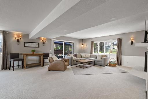 3800 Abbott Avenue S, Minneapolis, MN 55410