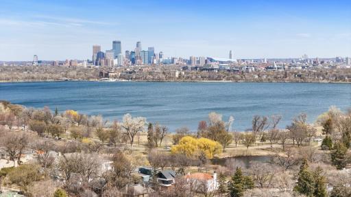 3800 Abbott Avenue S, Minneapolis, MN 55410