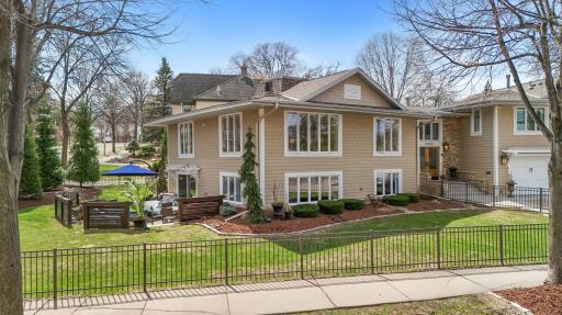 3800 Abbott Avenue S, Minneapolis, MN 55410