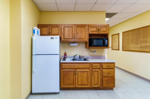 1001 Naylor Drive SE, Bemidji, MN 56601