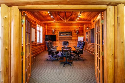 1001 Naylor Drive SE, Bemidji, MN 56601