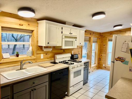 1306 22nd Avenue NW, Baudette, MN 56623