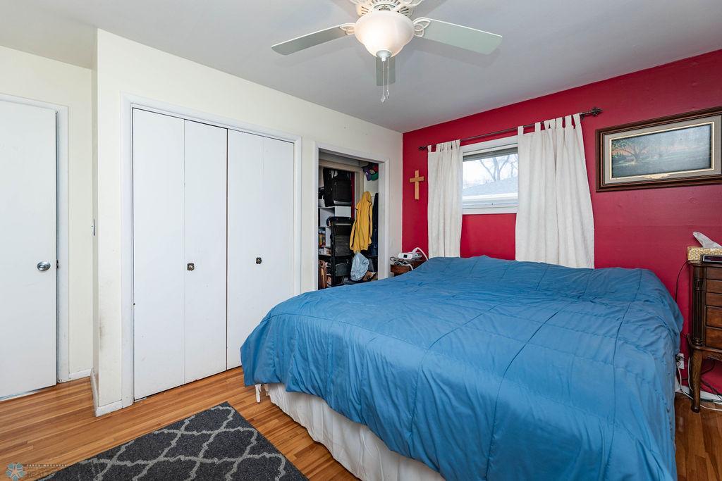 Main Floor Lg Bdrm