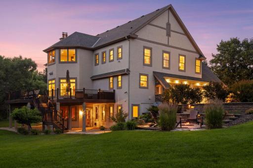 Legacy Custom Home in Wayzata schools 5bd/6ba/4car