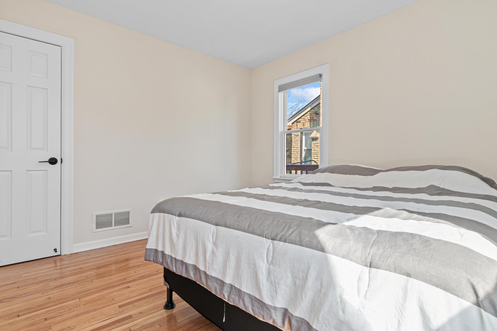 6021 3rd Avenue S-14.jpg