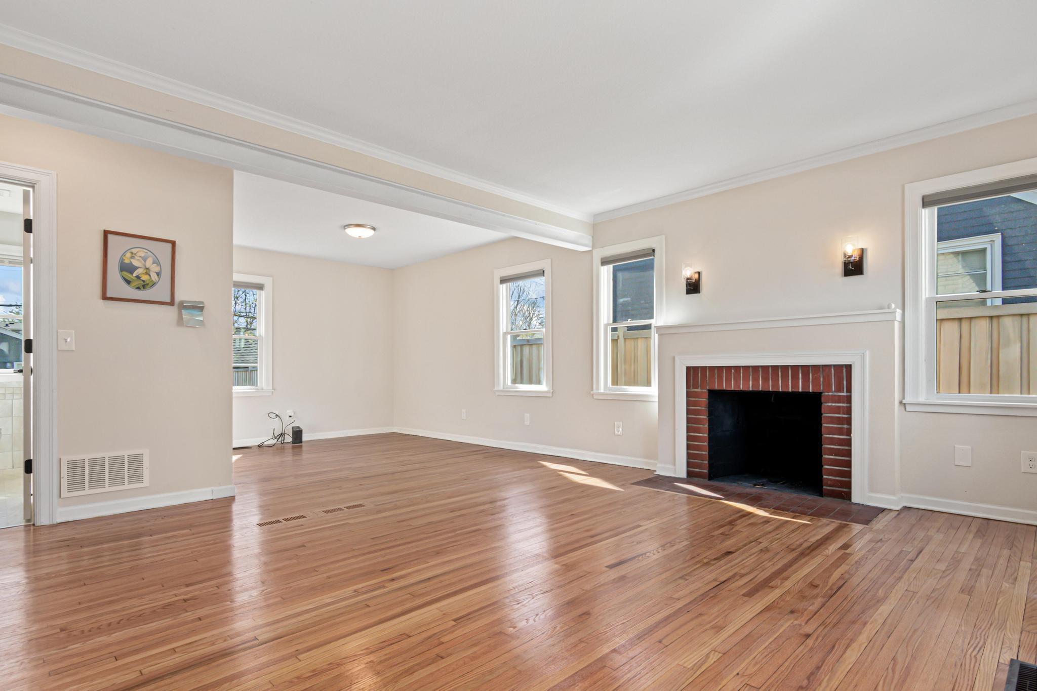 6021 3rd Avenue S-2.jpg