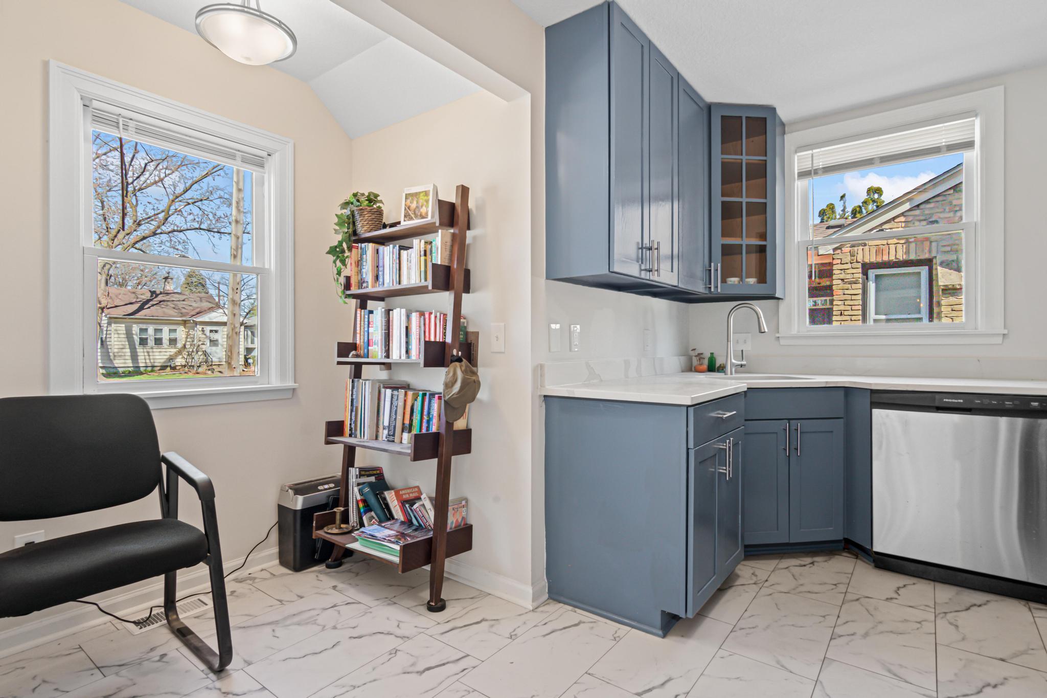 6021 3rd Avenue S-8.jpg