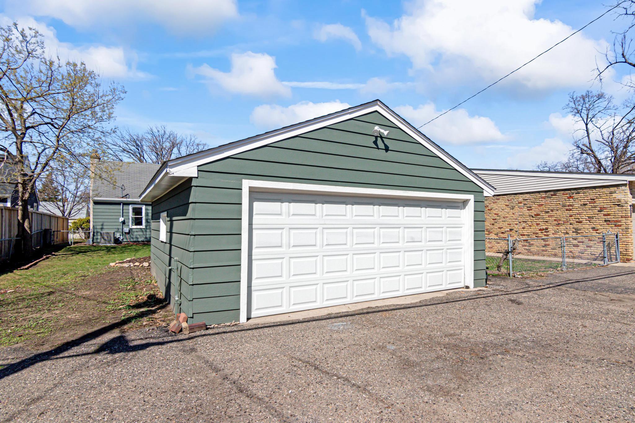6021 3rd Avenue S-22.jpg