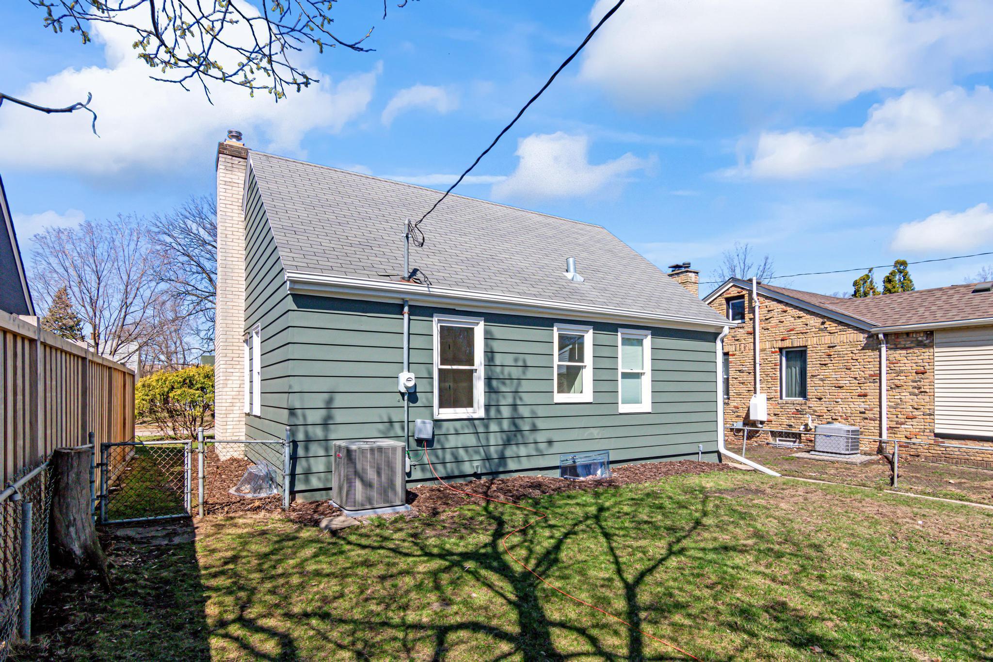 6021 3rd Avenue S-21.jpg